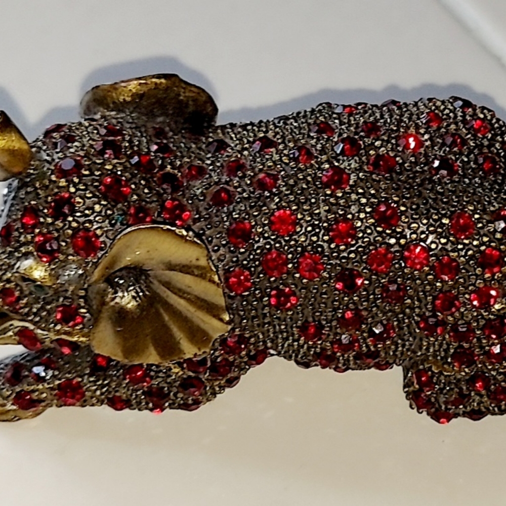 Brass Elephant Garnet Austrian Crystals Jeweled Emerald Eyes Trinket Box Opens - Picture 1 of 9